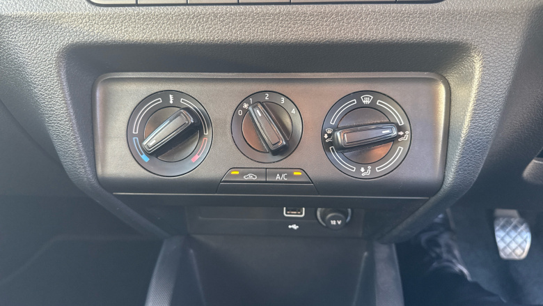 Skoda Fabia 1.0 MPI Colour Edition 5dr Petrol Hatchback